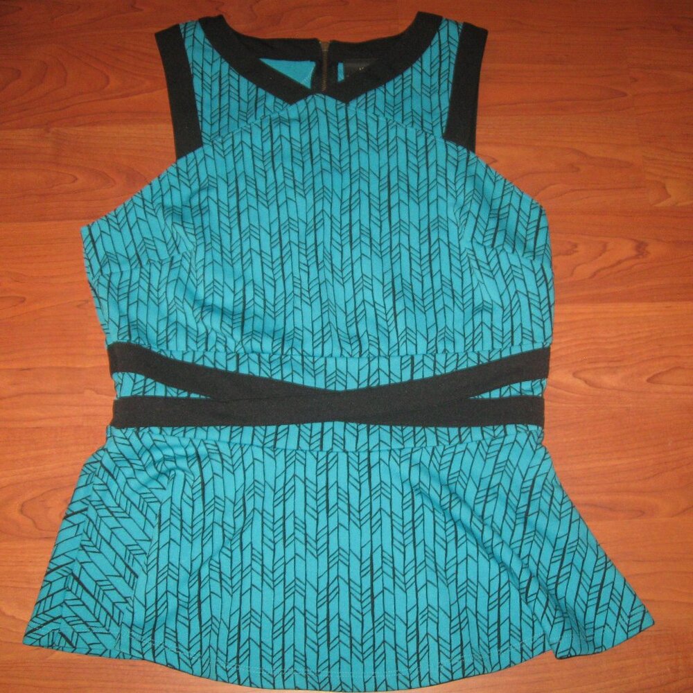 WORTHINGTON Petite Peplum Top PS Turquoise Black Chevron Print Sleeveless S